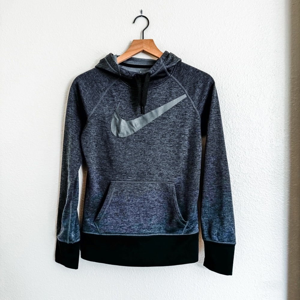 Nike | therma-fit hoodie